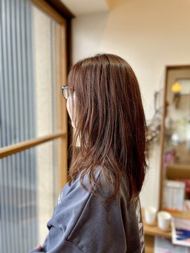 ツムギ(tsumugi HAIR DESIGN) クセをいかすレイヤースタイル