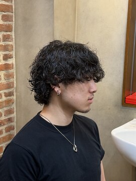 ドルクス 上野店(Dorcus) シャドウパーマ