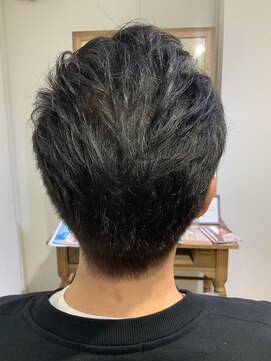 ユーネリー(U-NERY) 刈り上げスタイル