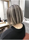 パールベージュ