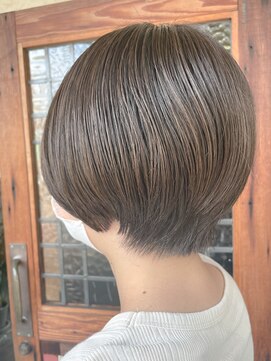 シークヘアー(Chic hair) ショートスタイル