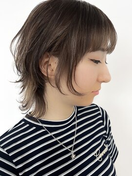 レーベル(LABEL) 大人かわいい立体感たっぷりショートウルフ