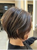 絶壁解消×くびれ×30代40代50代×前髪長め大人ショートボブ