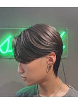 スキル(SKILL) センターパート/ニュアンスパーマ/メンズ縮毛矯正/パーマ落とし