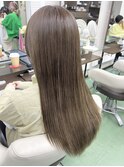 グレージュブラウン