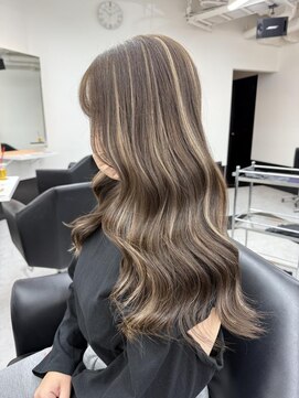 アリープアウル(ALEAP owl) highlight.[細めハイライト/20代/30代]