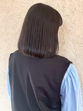 プリモ ココ 鍋島店(Primo coco.) 髪質改善 酸性ストレート モカブラウン ミディアムボブ 30代