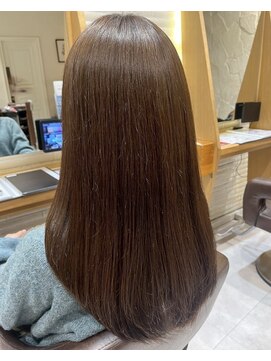 ヴァネッサ VANESSA ブラウンベージュカラー