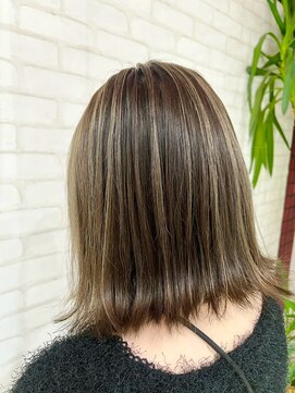 ビス ヘア アンド ビューティー 西新井店(Vis Hair＆Beauty) 20代30代40代ストレートボブハイライト立体感ブリーチ透明感