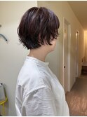 〈浅草 半個室〉前上がりボブ×チェリーレッド