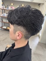 ヌークバイラヴェスト 四日市(neuk by lovest)&nbsp;【neuk服部】フェザーパーマセンターパート/ニュアンスパーマ