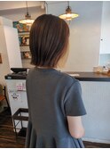 夏のミディアムボブスタイル