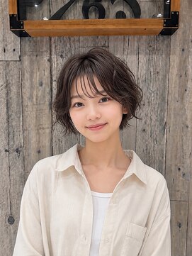 アース 熊本光の森店(HAIR&MAKE EARTH) 無造作ショートヘアー