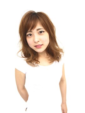 クールドセリエ 新宿南口店(Coeur de cellier) ミディアムな小顔ゆるカール (北澤）