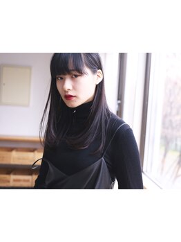 ダメージレスの香草カラーでカラーのたびに美しく。あなたの"なりたい"を叶える豊富なバリエーションも◎