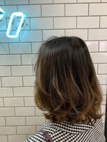 ヘアーシー(HAIR C,) ［HAIR C shoichi］色っぽふんわりミディグラデーション