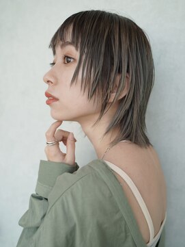 オプスヘアーフェリース(OPS HAIR feliz) ストレートでも楽しめるマッシュウルフレイヤー