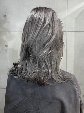 キト(kito) 透明感グレージュ