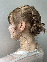 ネオリーブルカ 御茶ノ水店(Neolive Luca)&nbsp;ツイン団子アレンジ