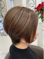 サロンドノア(Salon de NoA)&nbsp;ショートヘア×ハイライト