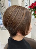 ショートヘア×ハイライト