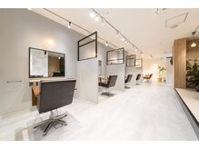 ルルカ ヘアサロン(LuLuca Hair Salon)の雰囲気（落ち着きのある半個室を完備！プライベート空間を！）