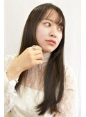 甘くて可愛いヘルシーなストレートヘア