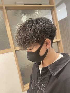 プロダクションズ 宇都宮(PRODUCTIONS) 前下がりマッシュ波巻きパーマ