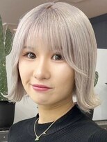 ウィコ 新宿(WICO)&nbsp;ホワイトシルバー[新宿駅/イメチェン/レッドブラウン]