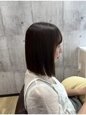 少し長めな切りっぱなしボブ