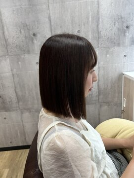 リプレイバイエクラート 赤羽店(REPLAY by ECLART) 少し長めな切りっぱなしボブ