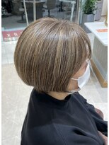 シュヴー 浦安店(CHEVEUX)&nbsp;白髪染め/白髪ぼかし/明るい白髪染め/ショートボブ