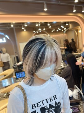 ビューティーガレージ カワゴエ(Beauty Garage Kawagoe) 【森田限定】ブロンドブラック　セクションカラー