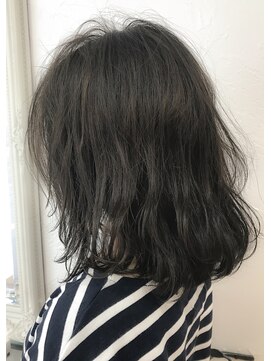 ウィロー(WILLOW) 【WILLOW】シークレットハイライトミディアム(井下貴史)