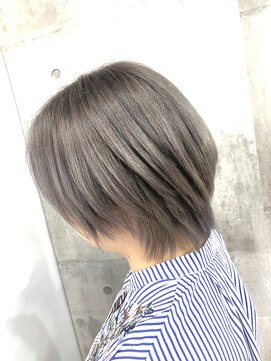ミラク 町田(MIRAC) 【MIRAC町田店河原崎】アッシュグレージュショート