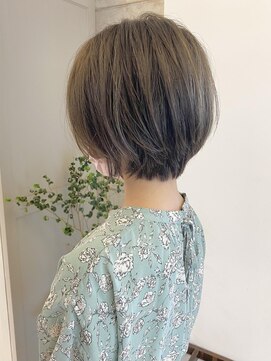 ベック ヘアサロン(BEKKU hair salon) アッシュグレーで柔らかさを☆丸みふんわりショートボブ