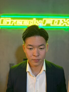 グリーディーフォックス 代々木(Greedy FOX) 波巻き/ハイライト/マッシュパーマ/ウルフ[シェービング]