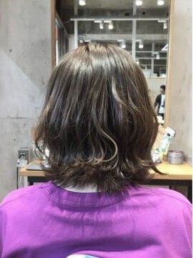 ヘアーショップ エヌアンドエー 越谷店(hair shop N&A) 外ハネボブ×グレーベージュ