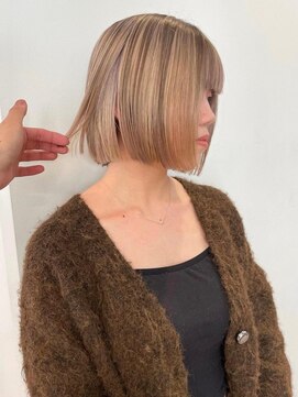 シティ(sity.) ハイライト ローライト 切りっぱなしボブ 透明感 ベージュ