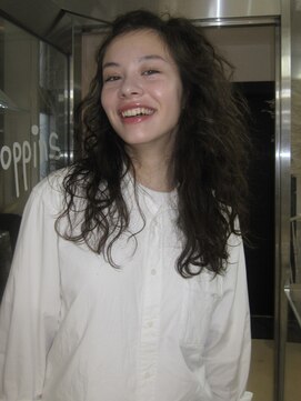 ポピンズ(poppins) パーマアレンジ