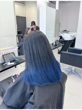 アライブ ハラジュク(ALIVE harajuku) 【ALIVE 夕貴】ブルーグラデーションカラー