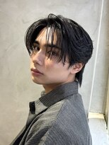 ニコ トウキョウ ロジック(nico TOKYO Logic)&nbsp;フェザーパーマニュアンスパーマメンズセンターパート襟足あり