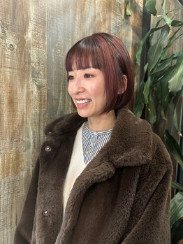 ヨーク(yorke)の写真/低刺激のオーガニック薬剤を使用♪ダメージレスにこだわり、低刺激でツヤ感アップ☆大人女性に人気＊
