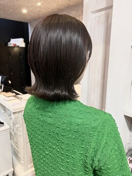 キャアリー(Caary) 福山美容室caary 切りっぱなしボブパープルグレージュ透明感20代