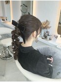 編みおろしポニーテール