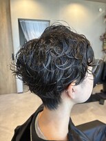 グム(GUM)&nbsp;ラフパーマ×ハンサムショート