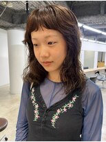 ナヌークカフラ(nanuk kafla)&nbsp;オン眉ミニバングとくせっぽいパーマ