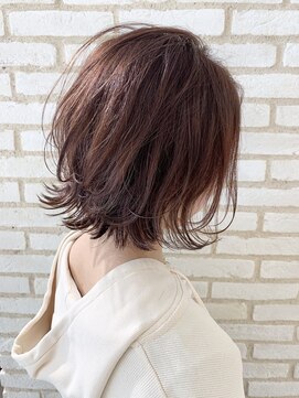 アンド ストーリーズ(&STORIES) ショート/ボブ【外ハネボブ/アッシュブラウン/ネオウルフ】