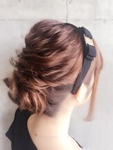 【プロのヘアメイクサロン】毎日ヘアセットをしているスタイリストのみ在籍！