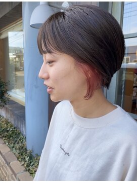 ルートヴィッヒ(Ludwig) 春色インナーショートボブ